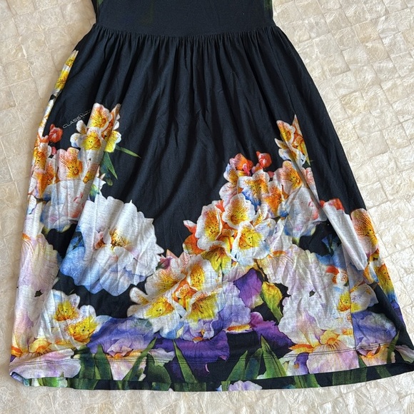 Roberto Cavalli Floral Print Dress with Black & White back colorful jersey sz 6 - Picture 10 of 15